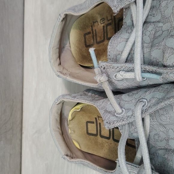 Hey Dude Wendy Youth Cat Eye Grey Loafer Slip On shoes sz Y2-L3 - Picture 6 of 12